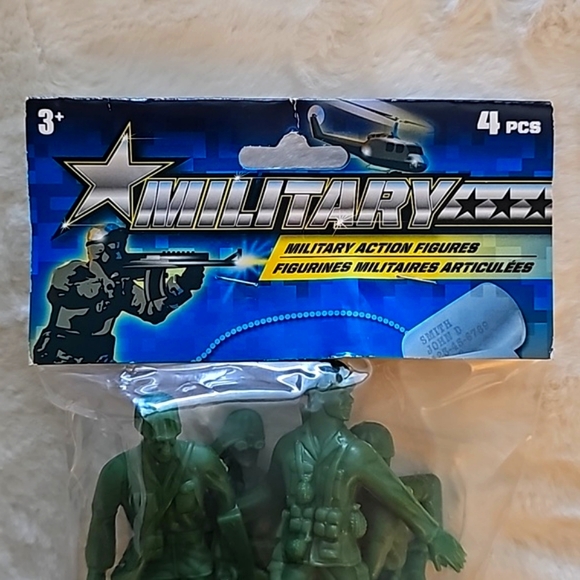 Military Action Figures - 4 Plastic Figures - Picture 3 of 3